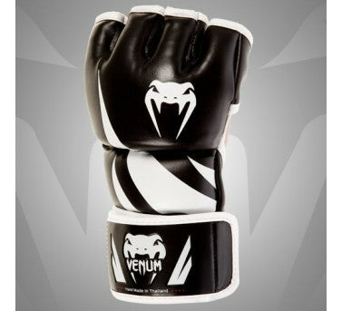 Venum MMA otteluhanskat otteluihin, harjoituksiin ja säkkitreeneihin. Mma hanskat on valmistettu kestävästä nappa-nahasta. Tuettu peukalo.
Hyväksytty ottelukäyttöön. Kuvassa yksi mma hanska.