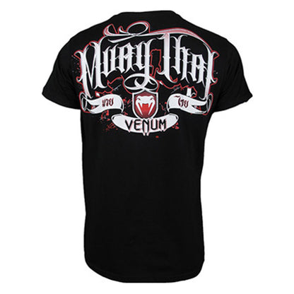 Venum muay thai klassinen t-paita kuvattuna. Upea design, ptcombet.com kaupasta