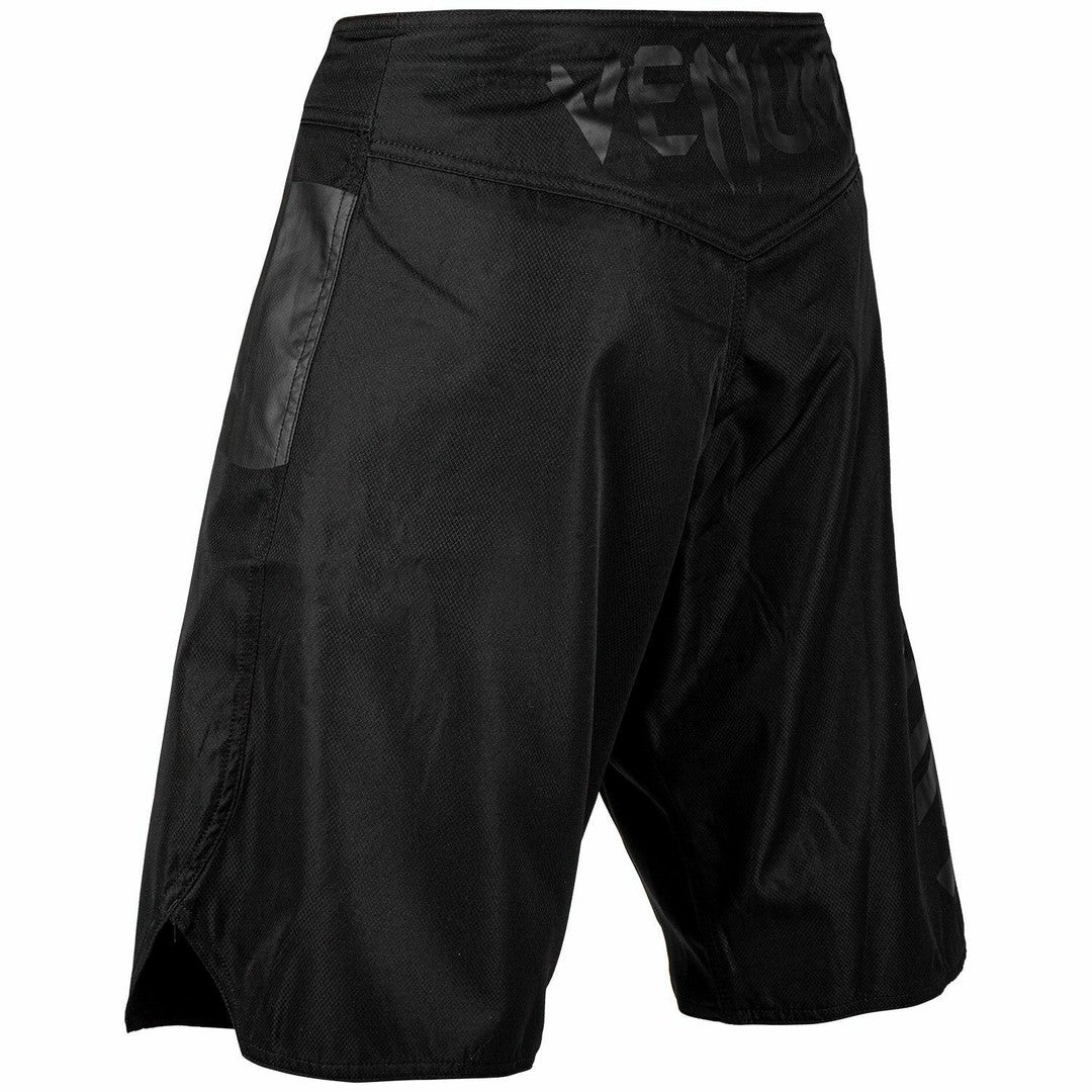 Venum Light 3.0 Fightshorts musta